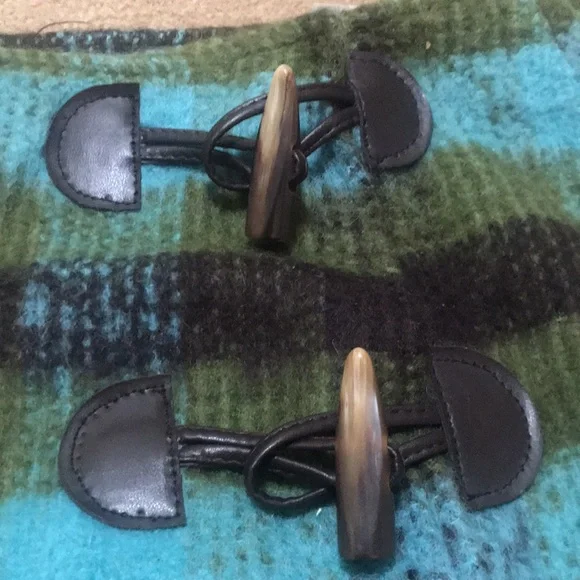 🌸NEW🌸 VTG Moschino Wrap Toggle Skirt seen on Fran Drescher on The Nanny - Picture 6 of 15